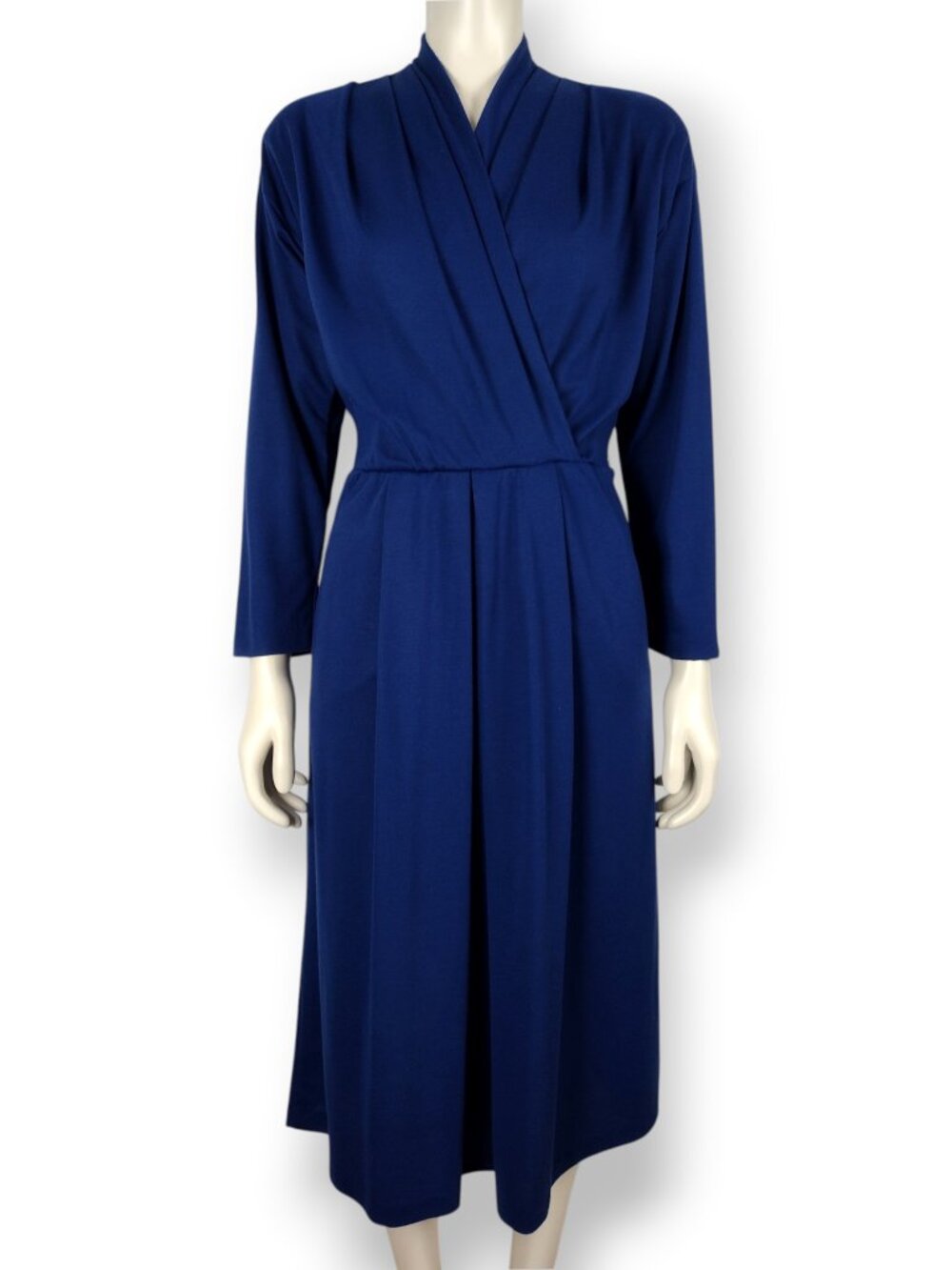 Vintage 1970s Blue Knit Long Sleeve Modest Midi Dress With Pockets Size 6